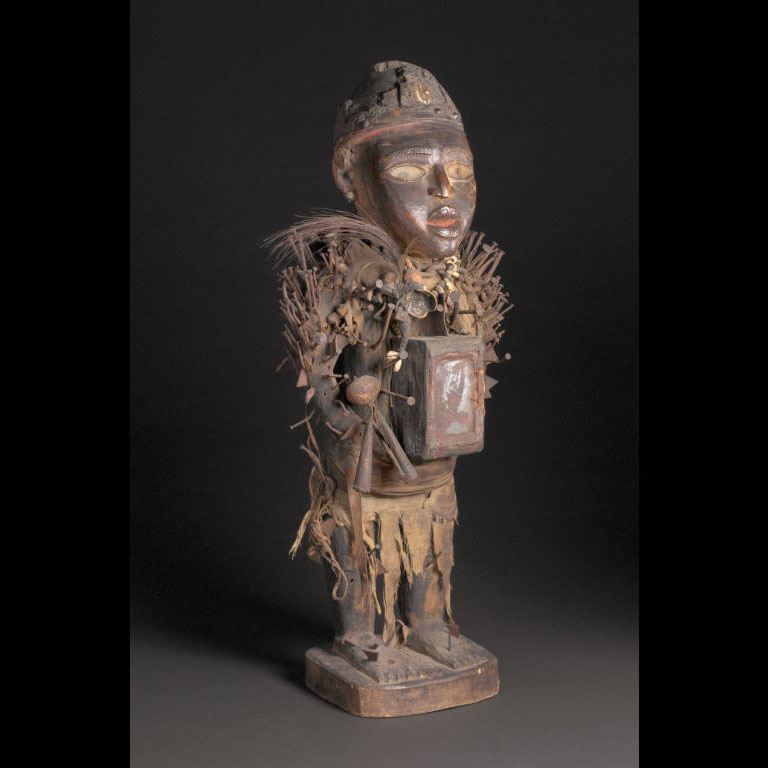 African Nkisi Nkondi Power Figure - Meaningful Materials (78)
